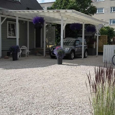 Haavalehe Summer House Haapsalu Ngoại thất bức ảnh